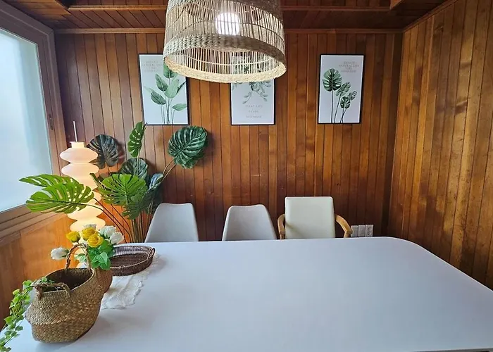 Villa Yeongdo Ocean View *