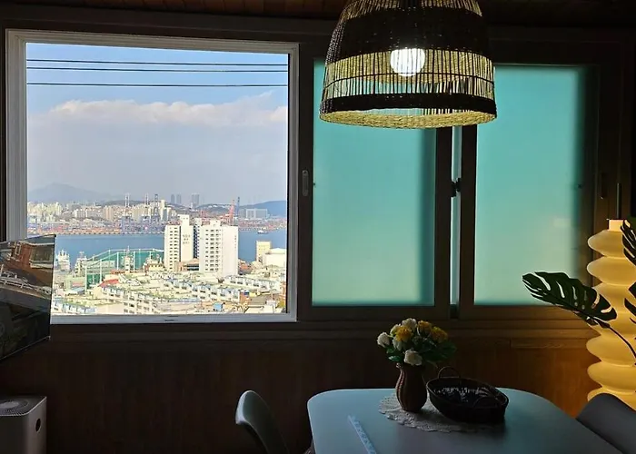 Villa Yeongdo Ocean View